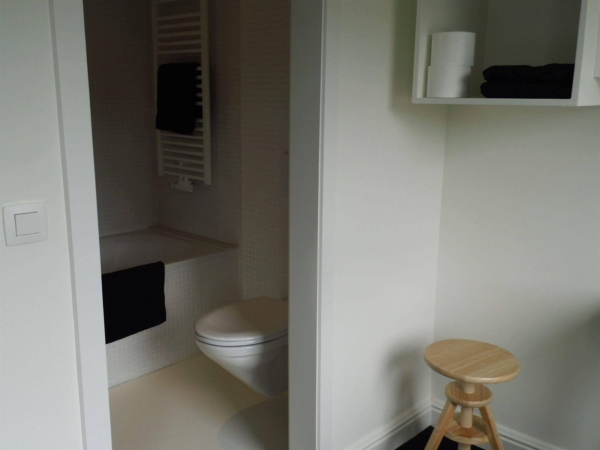 Quarante Cinq Hotel Evergem Bagian luar foto